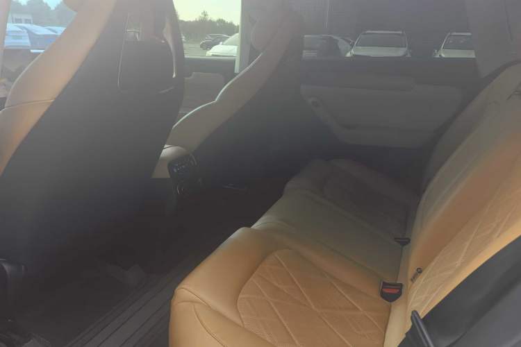 Used Leapmotor C11 2024 All-Electric 580 Luxury Edition Interior 3