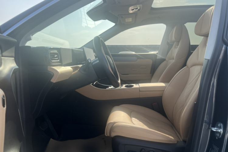 Used Leapmotor C11 2024 All-Electric 580 Luxury Edition Interior 3