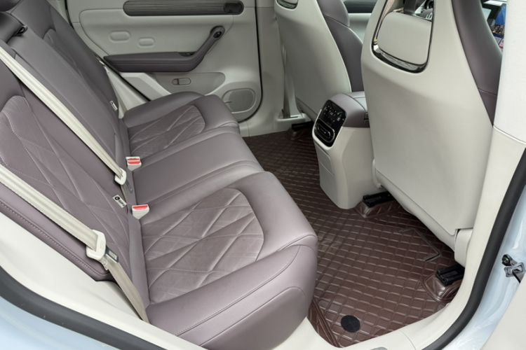 Used Leapmotor C11 2024 All-Electric 580 Luxury Edition Interior 4