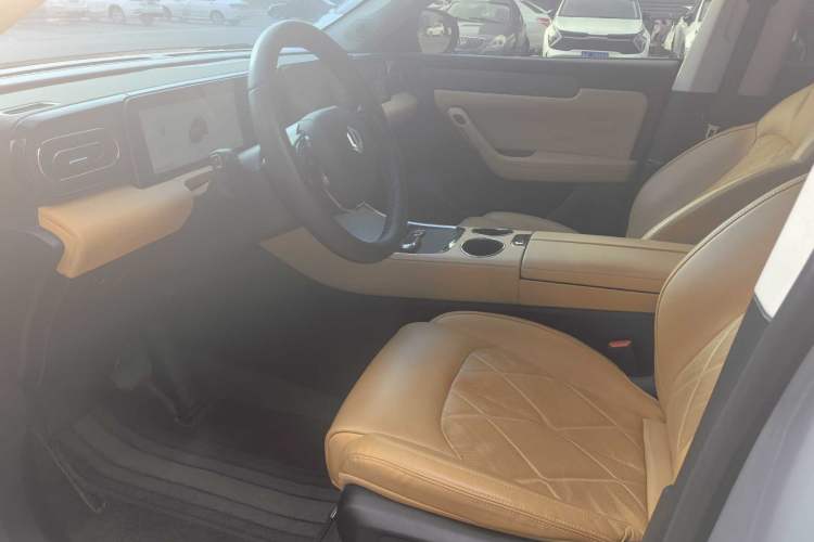 Used Leapmotor C11 2024 All-Electric 580 Luxury Edition Interior 4