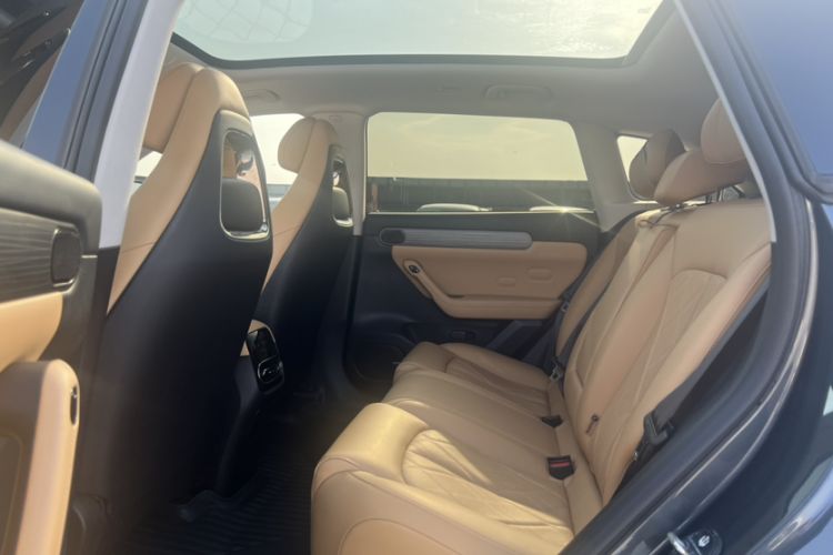 Used Leapmotor C11 2024 All-Electric 580 Luxury Edition Interior 4