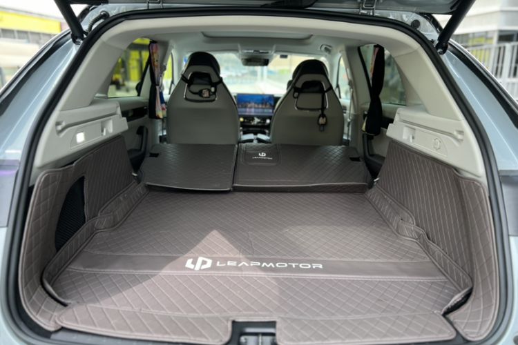 Used Leapmotor C11 2024 All-Electric 580 Luxury Edition Interior 6