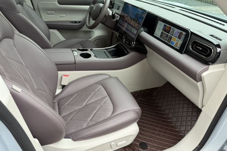 Used Leapmotor C11 2024 All-Electric 580 Luxury Edition Interior 9