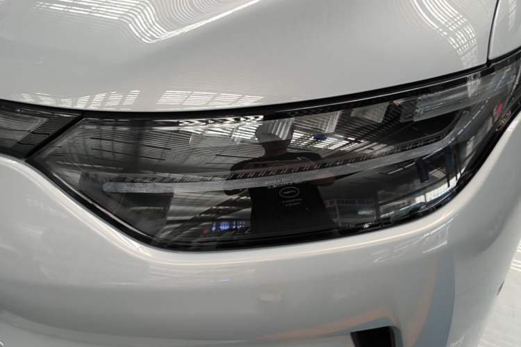 Used Leapmotor C11 2024 All-Electric 580 Luxury Edition Left Front Headlight