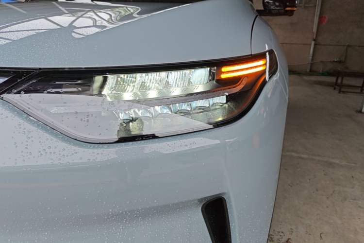 Used Leapmotor C11 2024 All-Electric 580 Luxury Edition Left Front Headlight