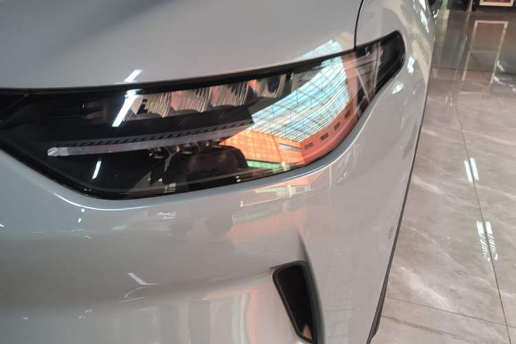 Used Leapmotor C11 2024 All-Electric 580 Luxury Edition Left Front Headlight