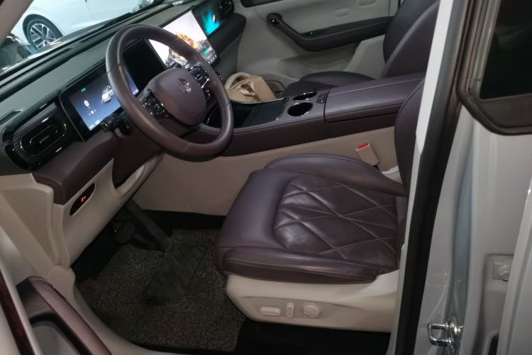 Used Leapmotor C11 2024 All-Electric 580 Luxury Edition Left Front Seat