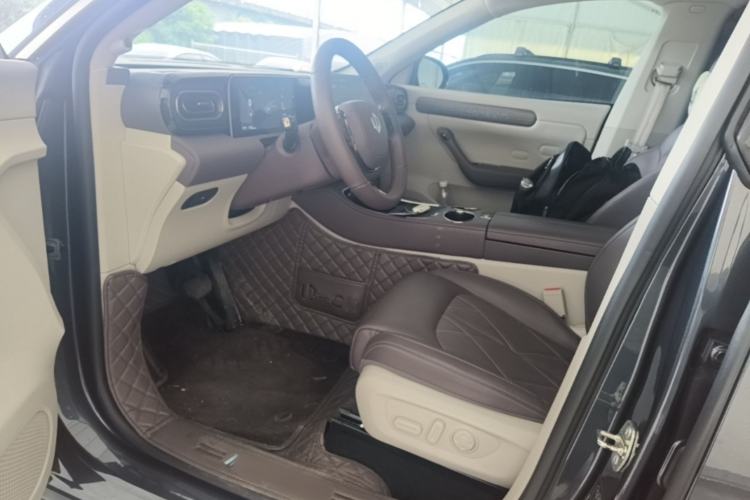 Used Leapmotor C11 2024 All-Electric 580 Luxury Edition Left Front Seat