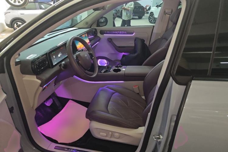 Used Leapmotor C11 2024 All-Electric 580 Luxury Edition Left Front Seat