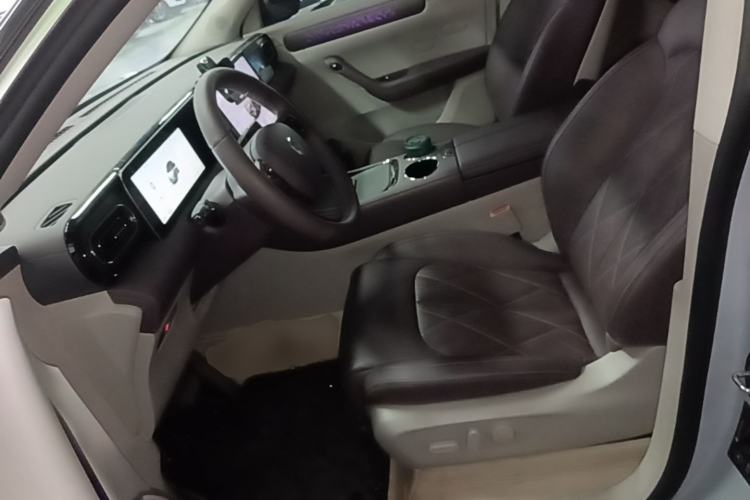 Used Leapmotor C11 2024 All-Electric 580 Luxury Edition Left Front Seat