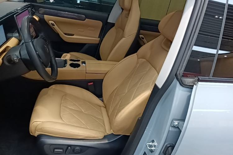 Used Leapmotor C11 2024 Range-Extended 300 Luxury Edition Left Front Seat