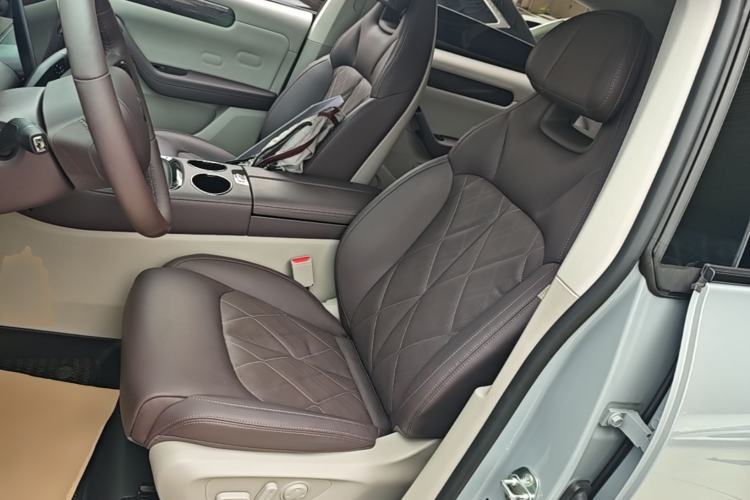 Used Leapmotor C11 2024 Range-Extended 200 Smart Enjoyment Edition Left Front Seat