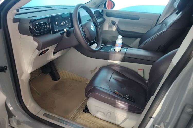 Used Leapmotor C11 2024 All-Electric 580 Luxury Edition Left Front Seat