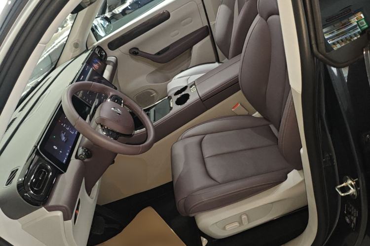 Used Leapmotor C11 2024 Range-Extended 300 Luxury Edition Left Front Seat