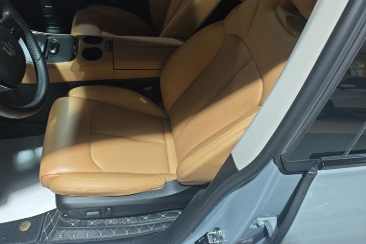 Used Leapmotor C11 2024 All-Electric 580 Luxury Edition Left Front Seat