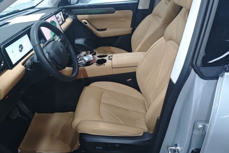 Used Leapmotor C11 2024 All-Electric 580 Luxury Edition Left Front Seat