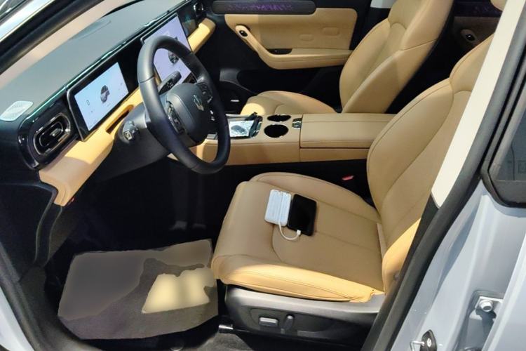 Used Leapmotor C11 2024 All-Electric 580 Luxury Edition Left Front Seat