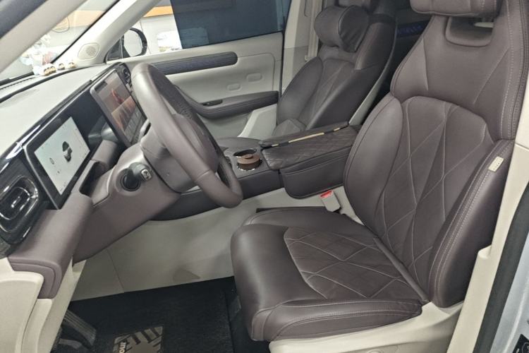 Used Leapmotor C11 2024 All-Electric 580 Luxury Edition Left Front Seat