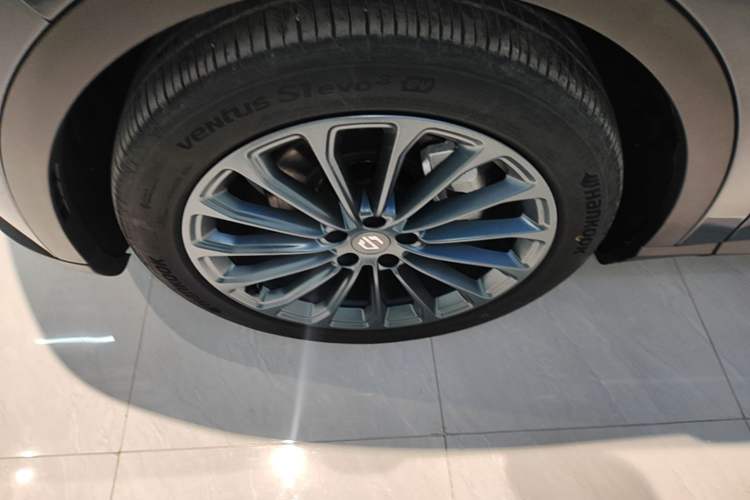 Used Leapmotor C11 2024 All-Electric 580 Luxury Edition Left Front Wheel Hub