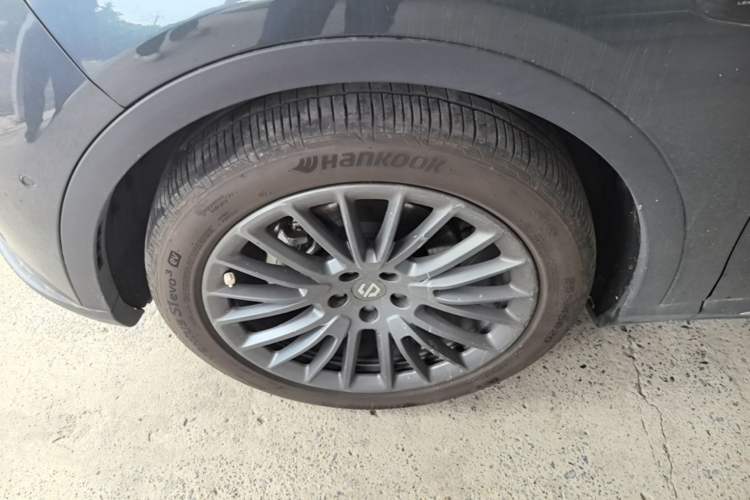 Used Leapmotor C11 2024 Range-Extended 300 Luxury Edition Left Front Wheel Hub