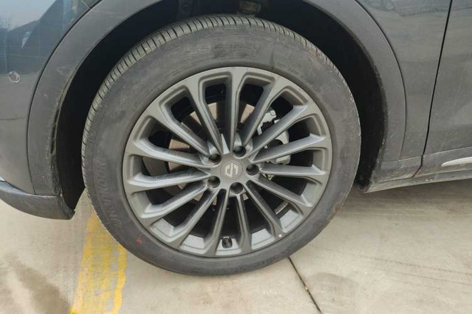 Used Leapmotor C11 2024 All-Electric 580 Luxury Edition Left Front Wheel Hub