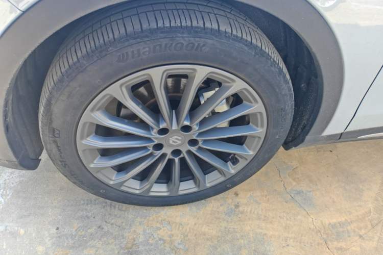 Used Leapmotor C11 2024 All-Electric 580 Luxury Edition Left Front Wheel Hub