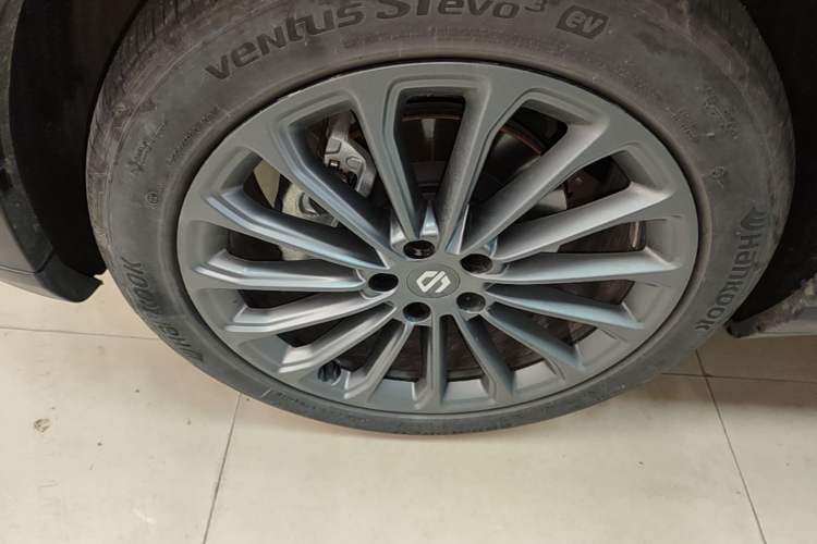Used Leapmotor C11 2024 Range-Extended 300 Luxury Edition Left Front Wheel Hub