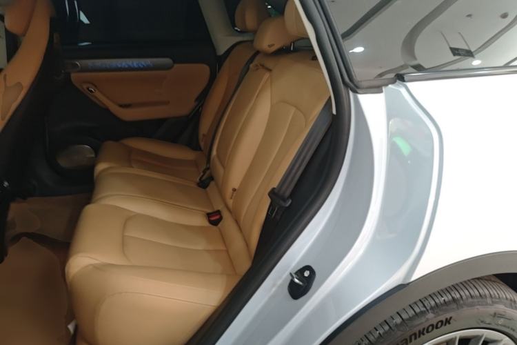 Used Leapmotor C11 2024 All-Electric 580 Luxury Edition Left Rear Seat