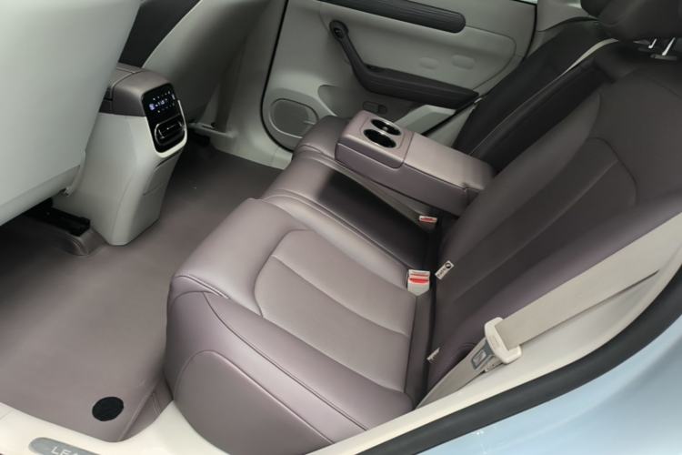 Used Leapmotor C11 2024 All-Electric 580 Luxury Edition Left Rear Seat