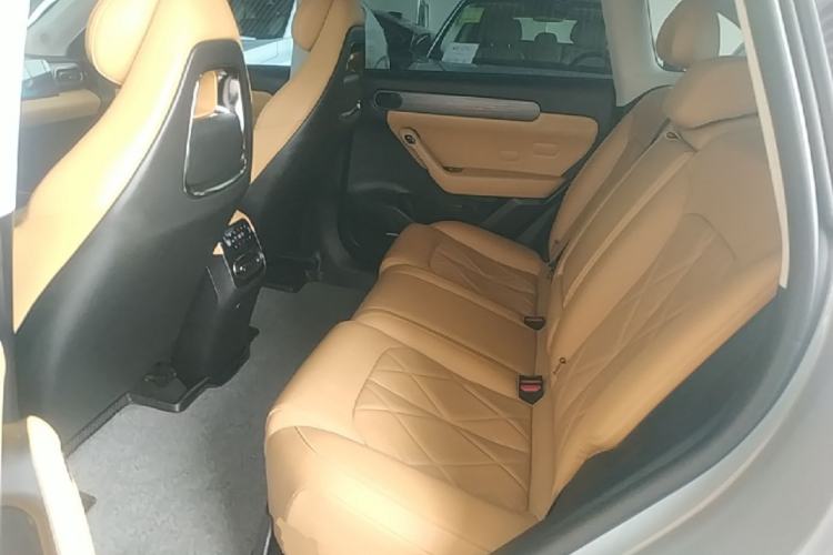 Used Leapmotor C11 2024 All-Electric 580 Luxury Edition Left Rear Seat
