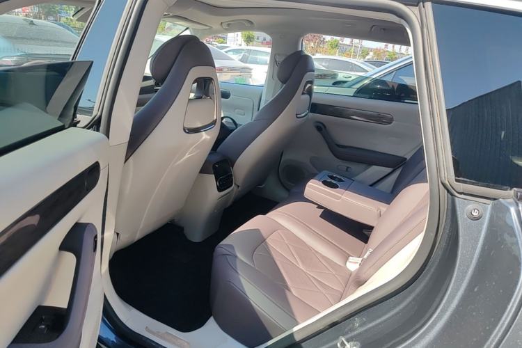 Used Leapmotor C11 2024 Range-Extended 300 Luxury Edition Left Rear Seat