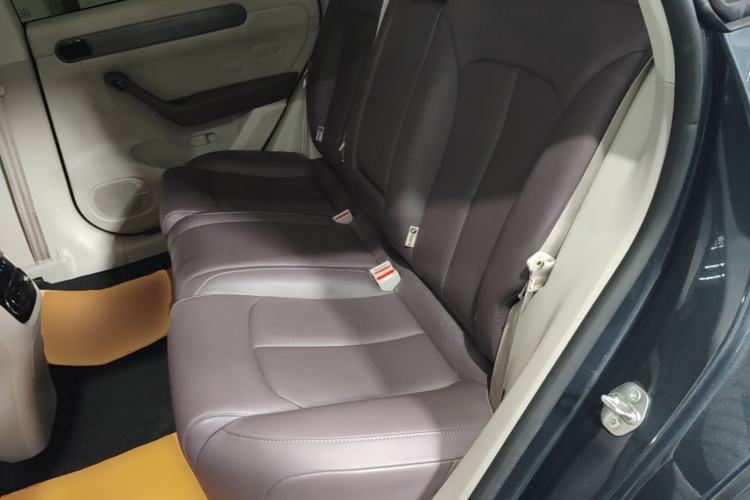 Used Leapmotor C11 2024 All-Electric 580 Luxury Edition Left Rear Seat