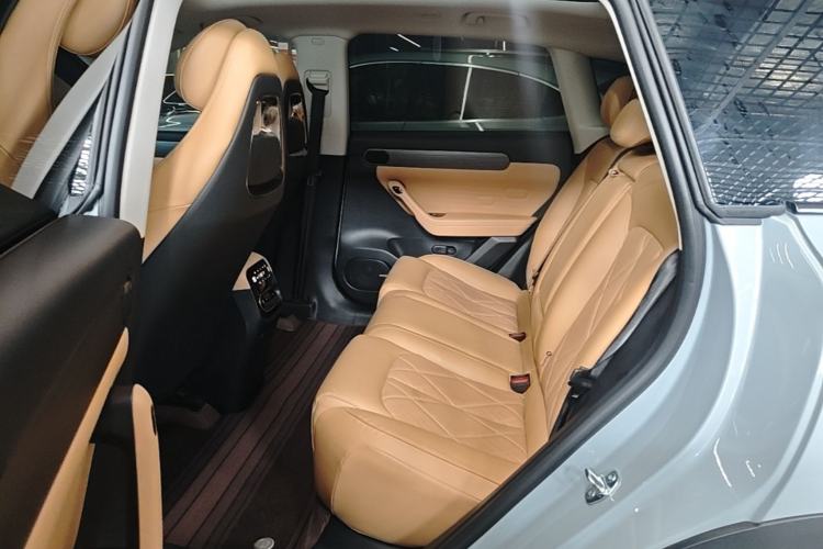 Used Leapmotor C11 2024 All-Electric 580 Luxury Edition Left Rear Seat