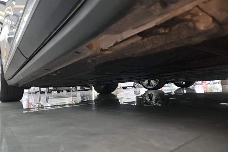 Used Leapmotor C11 2024 All-Electric 580 Luxury Edition Left Side Sill