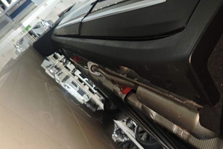 Used Leapmotor C11 2024 Range-Extended 300 Luxury Edition Left Side Sill