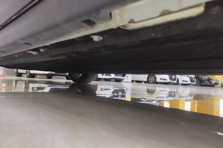 Used Leapmotor C11 2024 All-Electric 580 Luxury Edition Left Side Sill