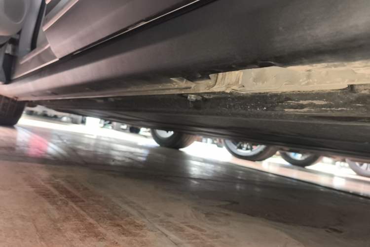 Used Leapmotor C11 2024 All-Electric 580 Luxury Edition Left Side Sill