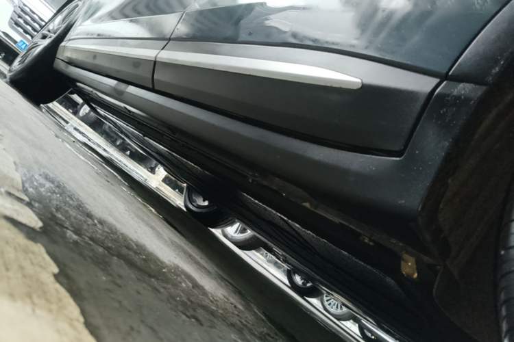 Used Leapmotor C11 2024 All-Electric 580 Luxury Edition Left Side Sill