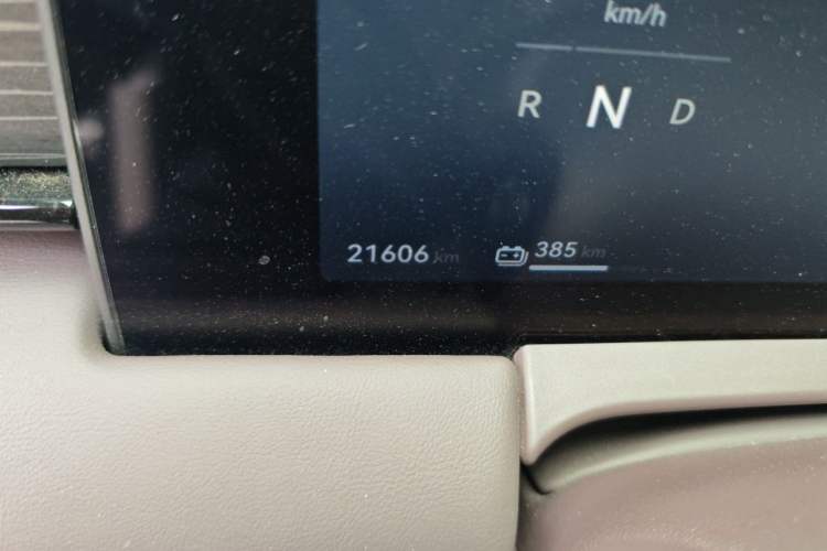 Used Leapmotor C11 2024 All-Electric 580 Luxury Edition Odometer Close Up