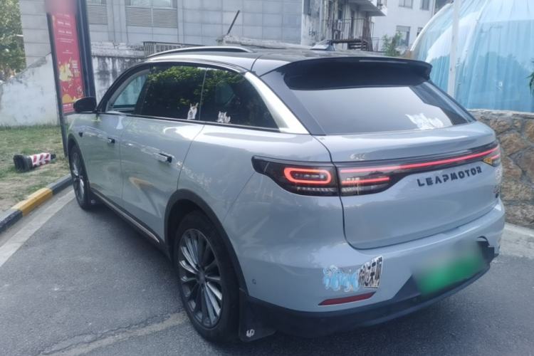 Used Leapmotor C11 2024 All-Electric 580 Luxury Edition Rear Left 45 Deg
