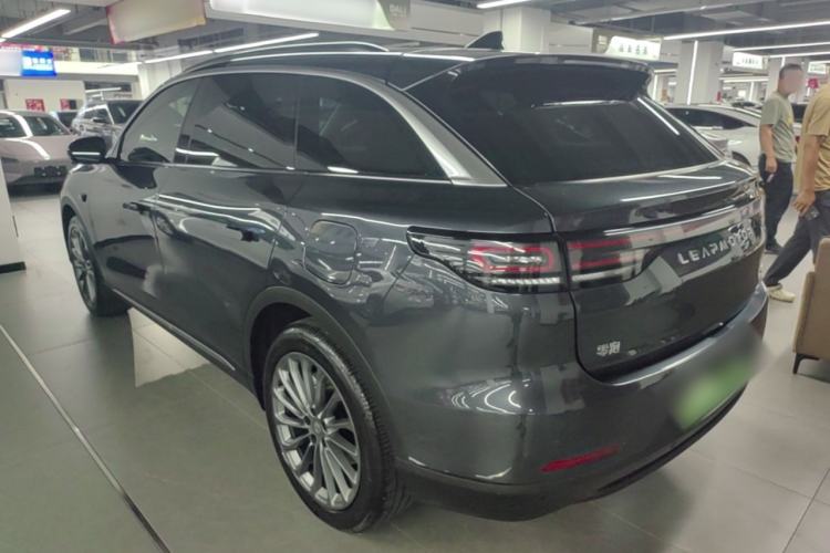 Used Leapmotor C11 2024 Range-Extended 300 Luxury Edition Rear Left 45 Deg
