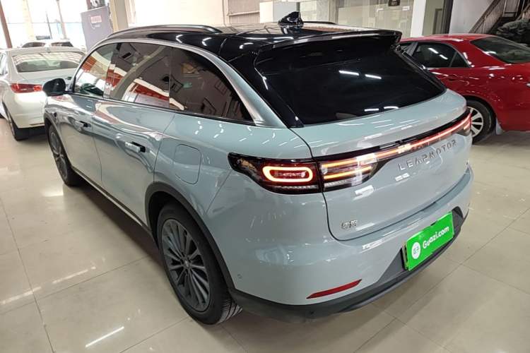 Used Leapmotor C11 2024 Range-Extended 300 Luxury Edition Rear Left 45 Deg