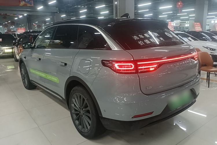Used Leapmotor C11 2024 Range-Extended 300 Luxury Edition Rear Left 45 Deg