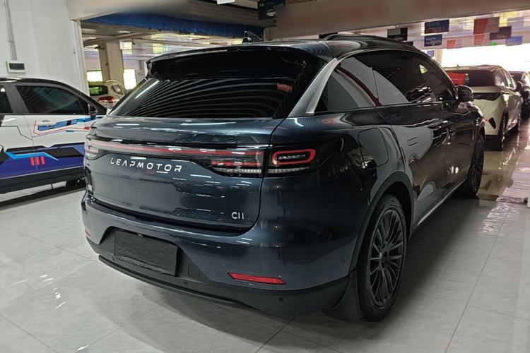Used Leapmotor C11 2024 All-Electric 580 Luxury Edition Rear Right 45 Deg