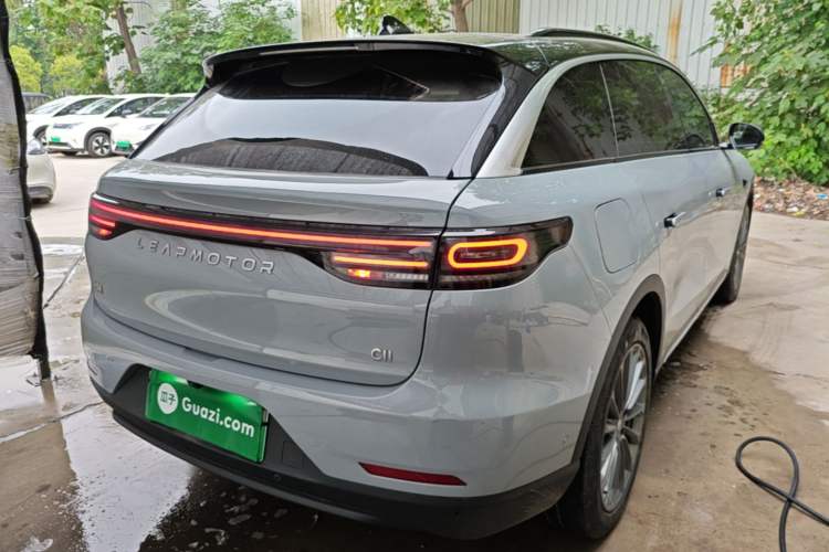 Used Leapmotor C11 2024 All-Electric 580 Luxury Edition Rear Right 45 Deg