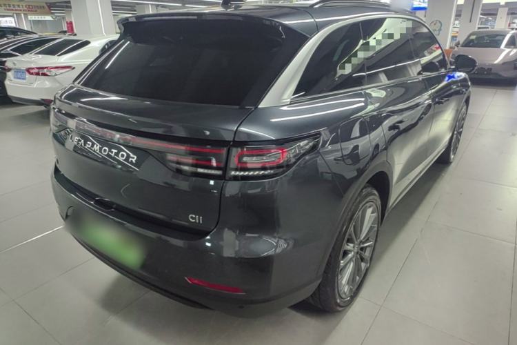 Used Leapmotor C11 2024 Range-Extended 300 Luxury Edition Rear Right 45 Deg