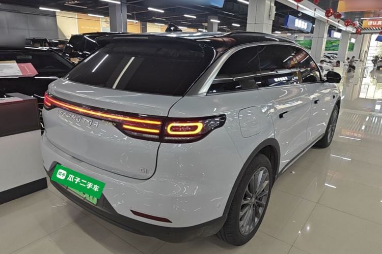 Used Leapmotor C11 2024 Range-Extended 300 Luxury Edition Rear Right 45 Deg
