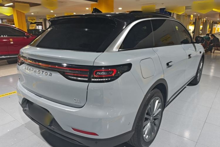 Used Leapmotor C11 2024 All-Electric 580 Luxury Edition Rear Right 45 Deg