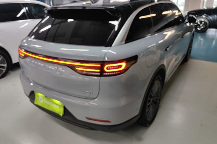 Used Leapmotor C11 2024 All-Electric 580 Luxury Edition Rear Right 45 Deg