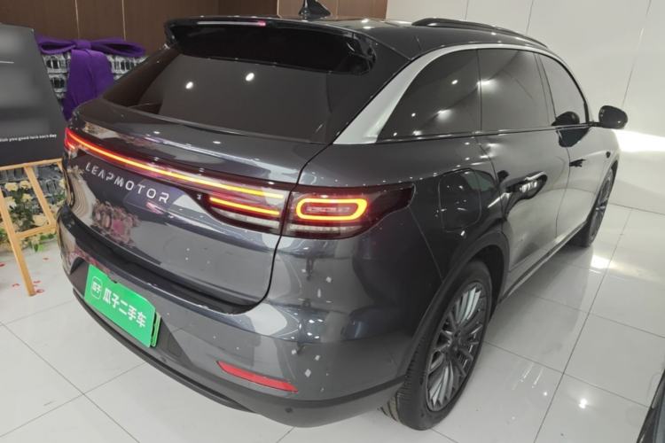 Used Leapmotor C11 2024 All-Electric 580 Luxury Edition Rear Right 45 Deg